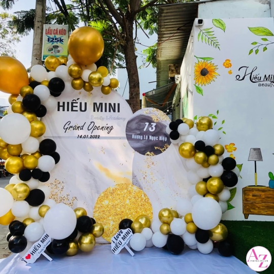Khai trương cửa hàng (Hình khách)