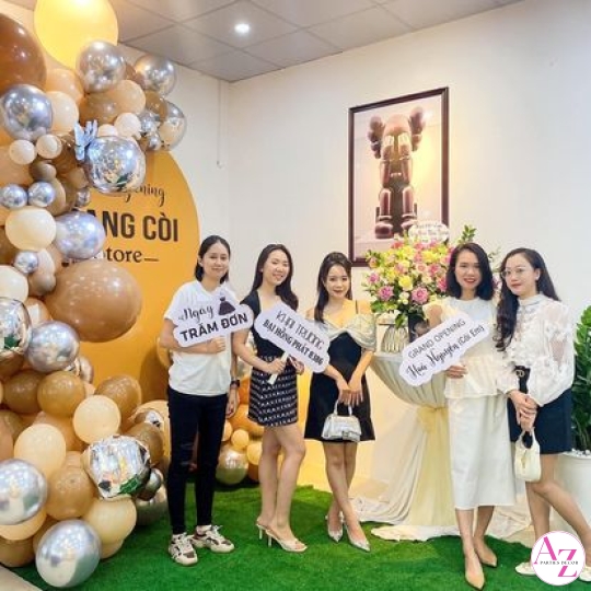 Khai trương cửa hàng (Hình khách)